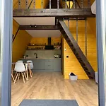 лісовий трикутник Chalet Mykulychyn