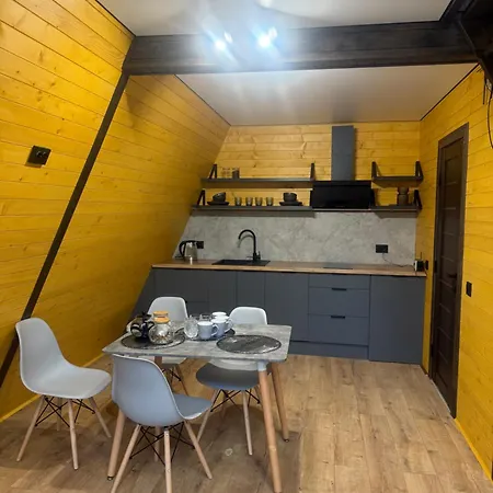 лісовий трикутник * Mykulychyn