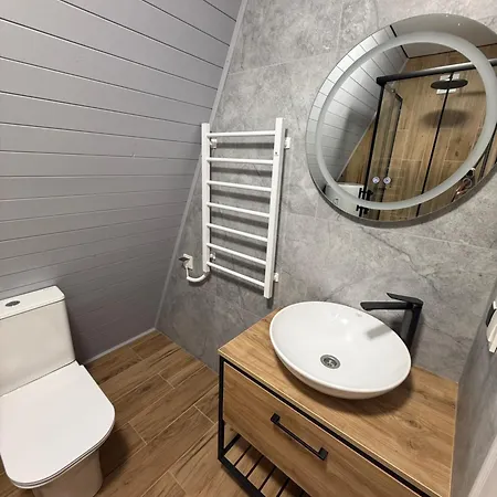 Σαλέ лісовий трикутник