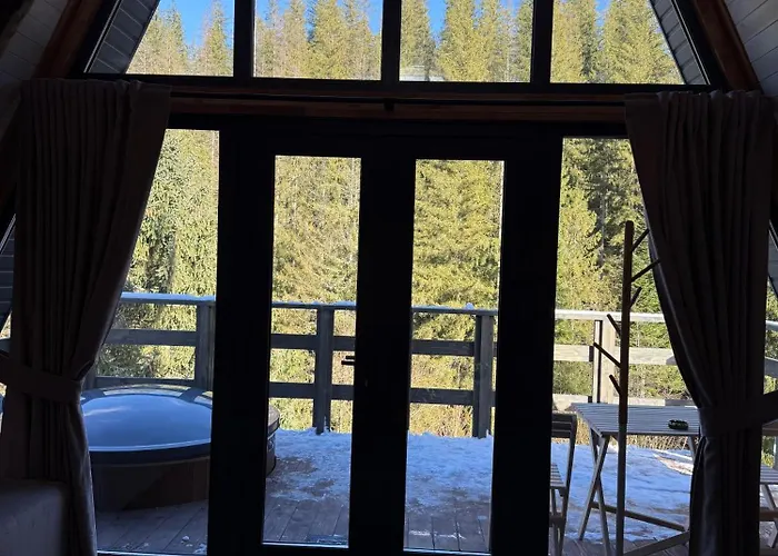 Chalet лісовий трикутник Mykulychyn