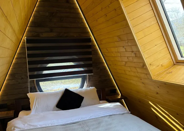Chalet лісовий трикутник